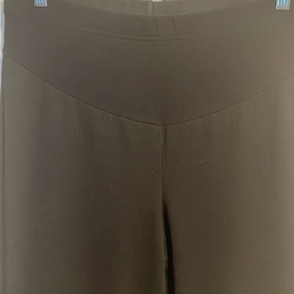 Motherhood Maternity black leggings with belly panel size small - Picture 2 of 10